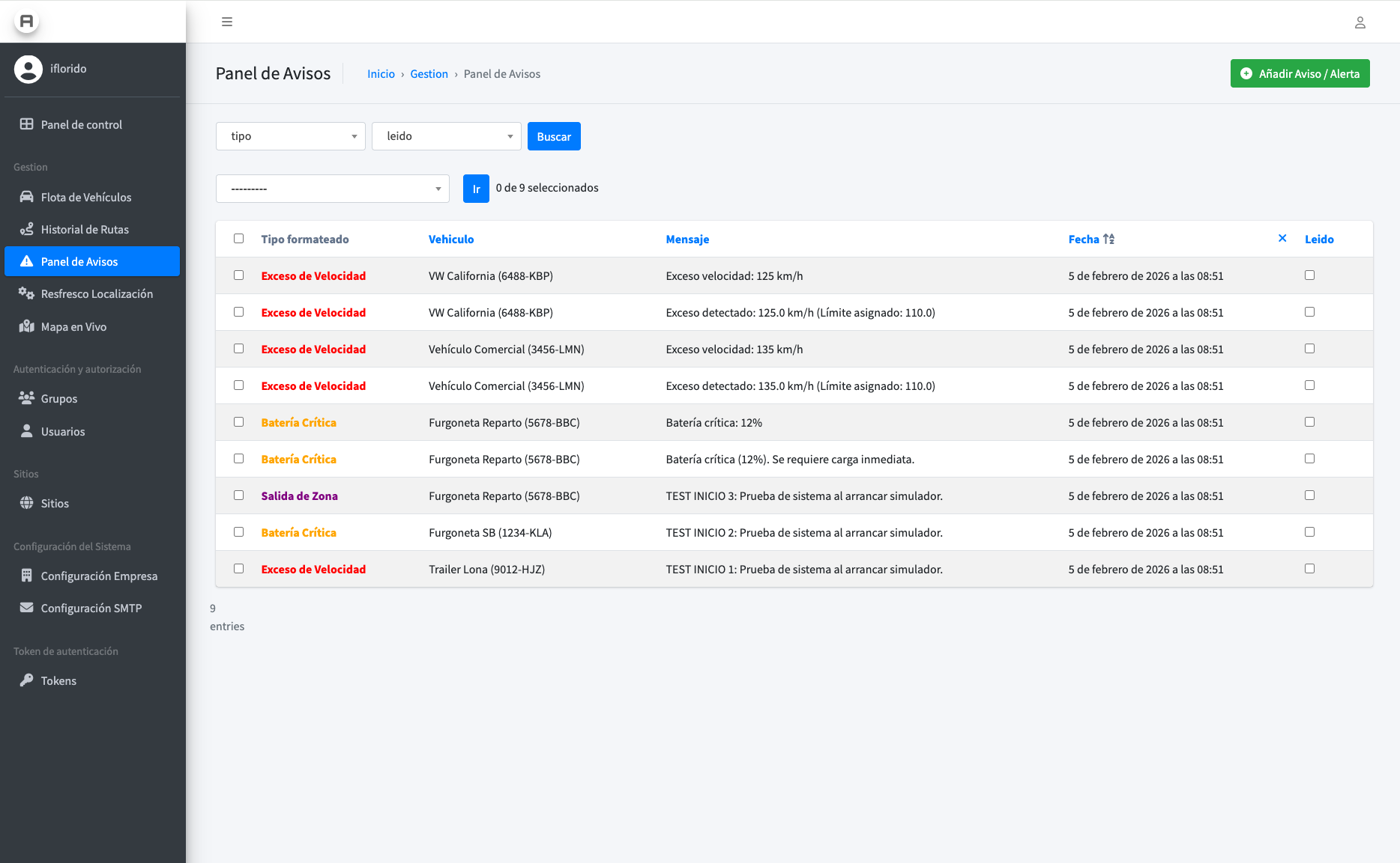 Panel de avisos mostrando lista de alertas de vehículos